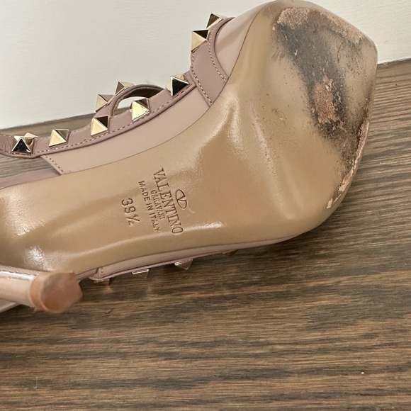 Valentino Patent Rockstud Caged Pumps 100 MM, Poudre - Picture 6 of 15